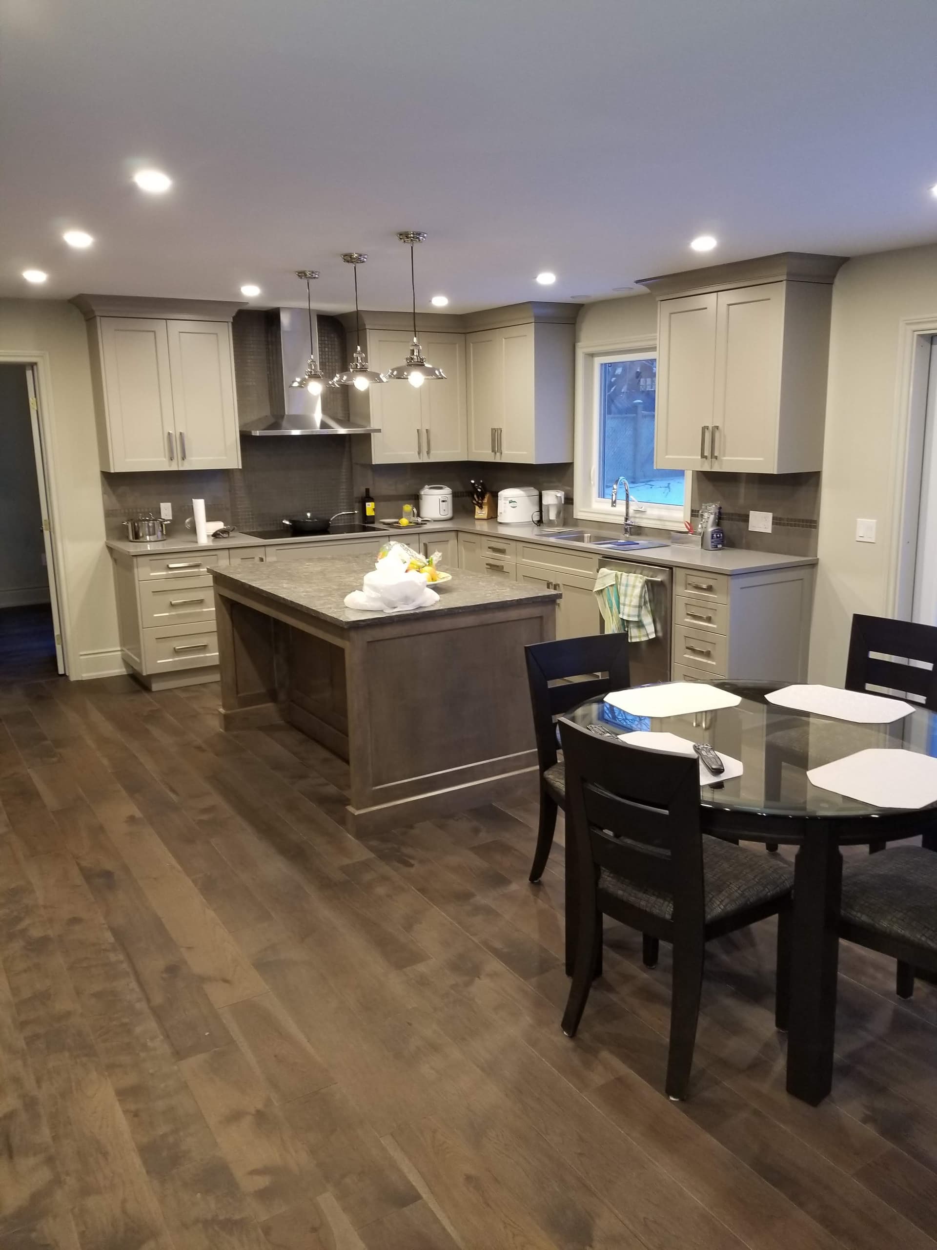 Lighting installation by Levere Electric, London, Ontario (photo 5 of 28)