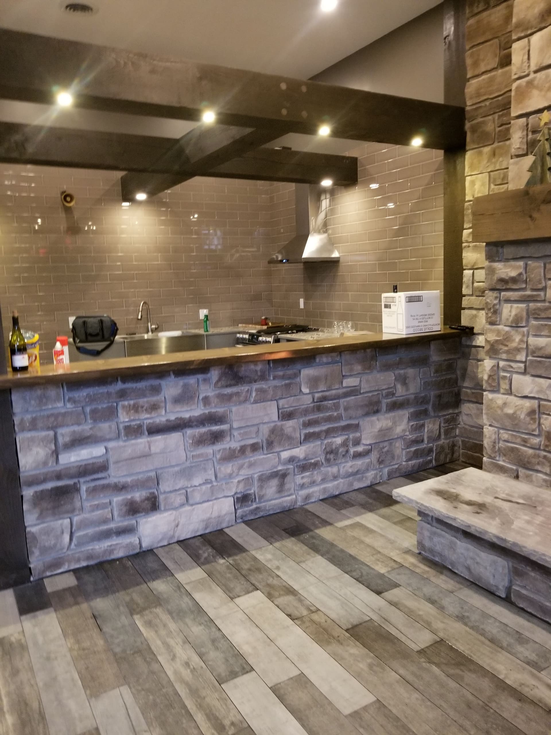 Lighting installation by Levere Electric, London, Ontario (photo 14 of 28)