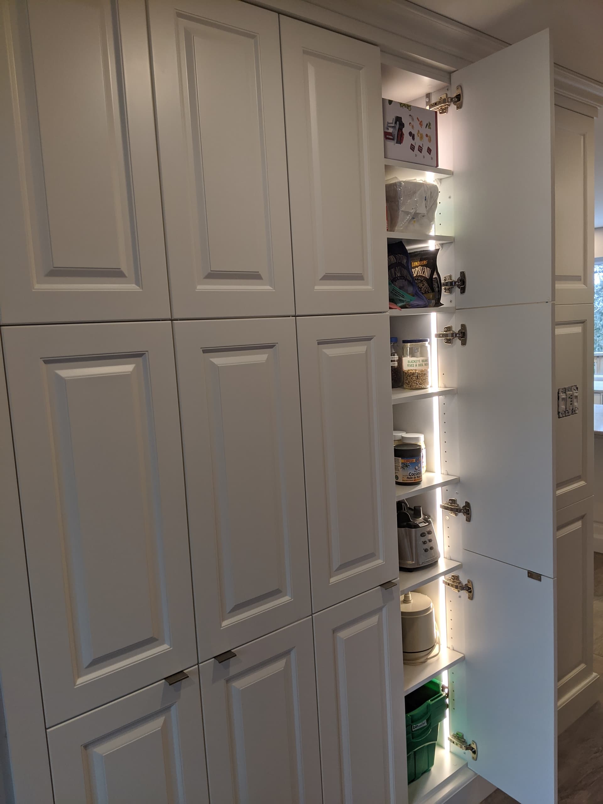 Lighting installation by Levere Electric, London, Ontario (photo 26 of 28)