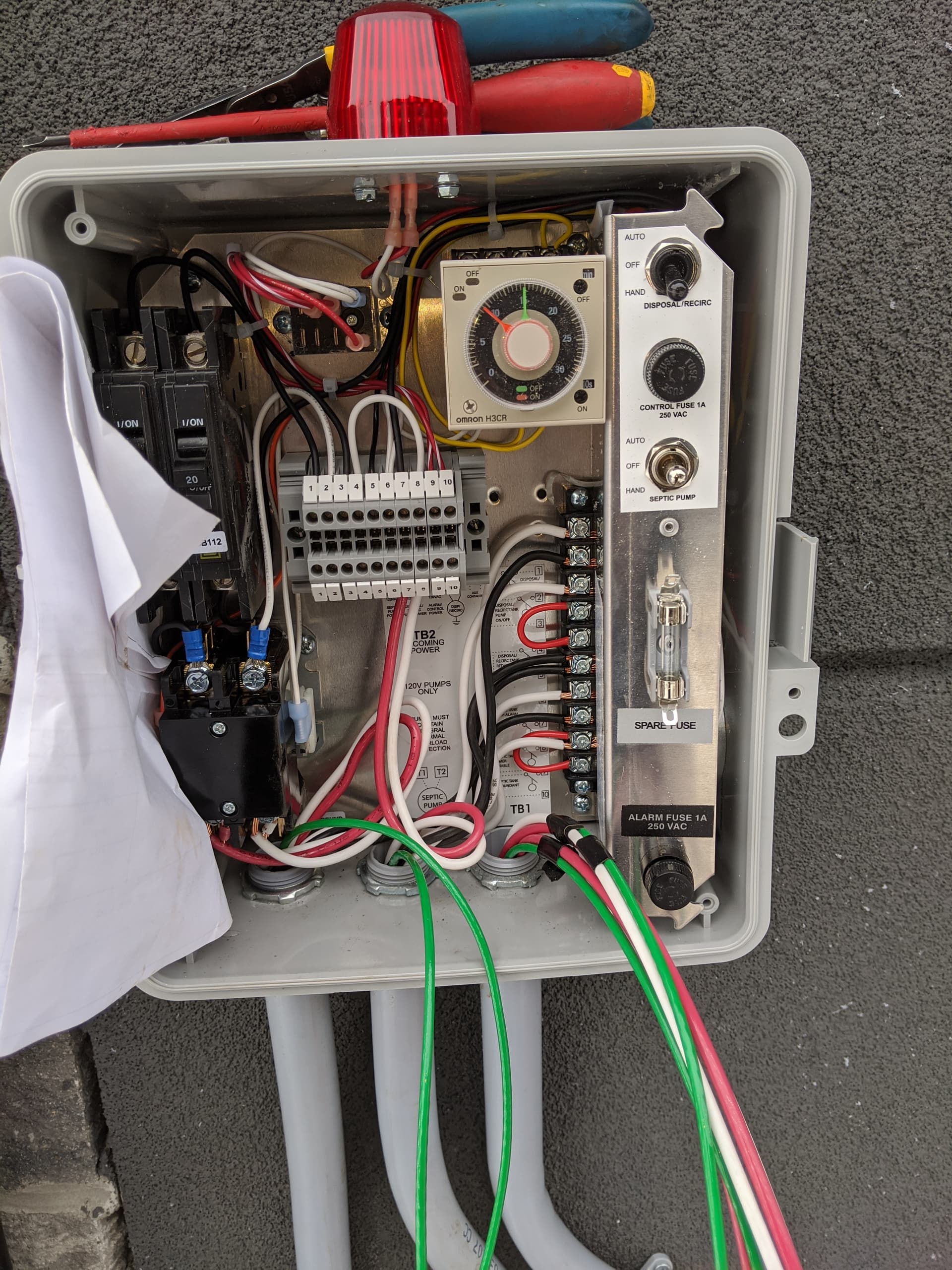 Electrical panel upgrade by Levere Electric, London, Ontario (photo 6 of 10)