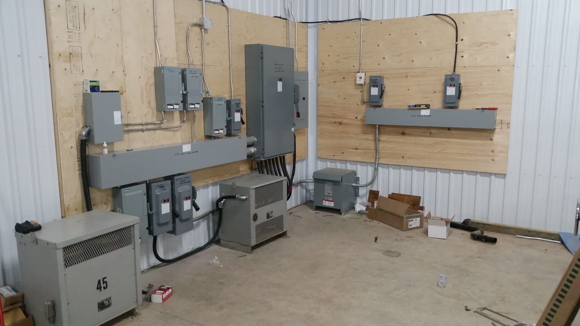 Home Electrical Repairs by Levere Electric, London, Ontario